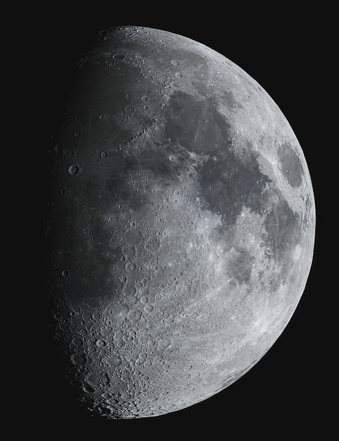 moon20200502bl.jpg